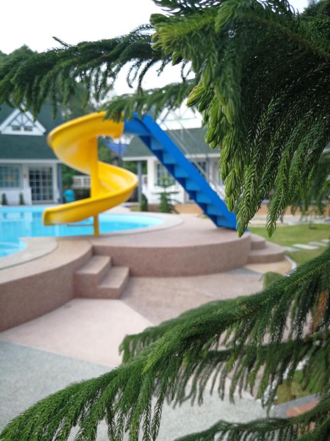 English Resotel : อิงลิช รีโซเทล Nakhon Si Thammarat Zewnętrze zdjęcie